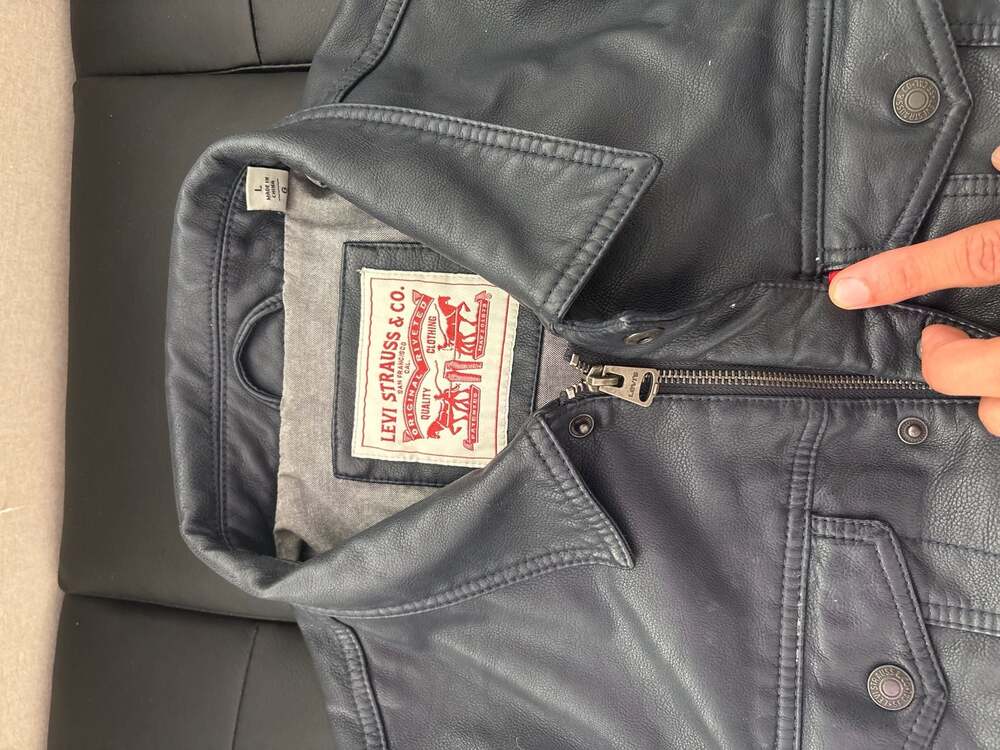 Levi's Men's Leather Dual Action Zip-Up Trucker Jacket